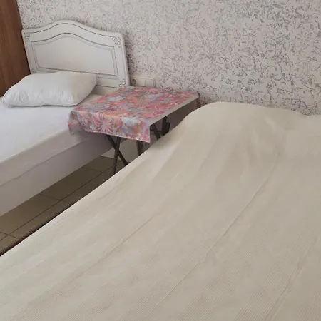 Oezguer Likya