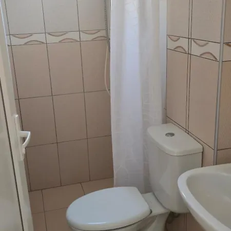 Gazde/Camere de închiriat Oezguer Likya Kumluca